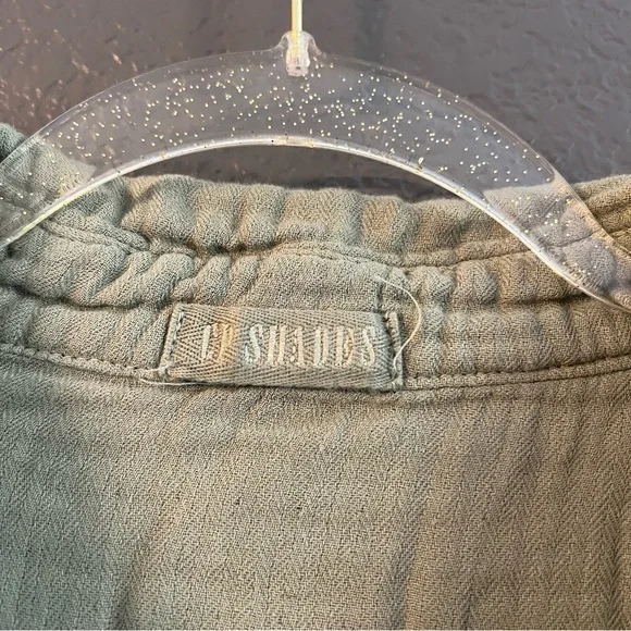 CP SHADES • Romy button down • Large - Picture 2 of 5